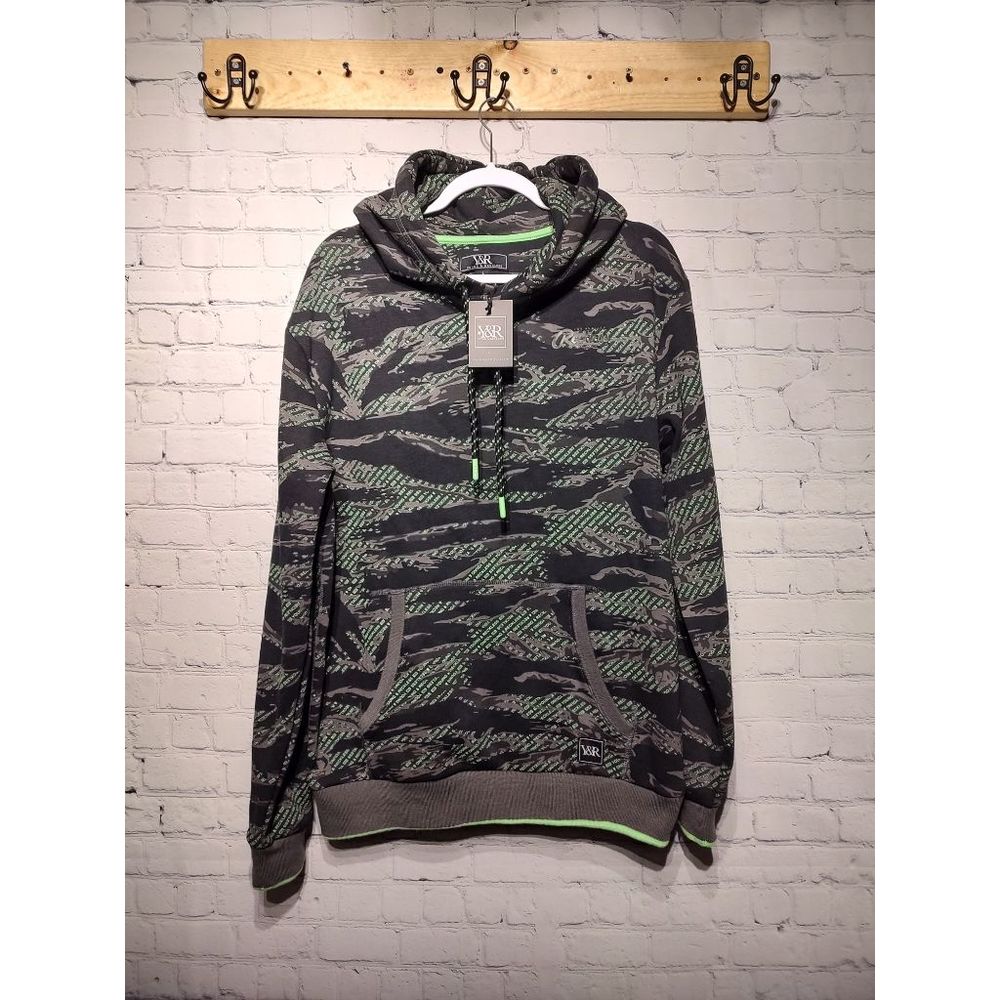 NWT, Young and Reckless sweatshirt AOP, Logo Print, size large, Stupid Buy yall